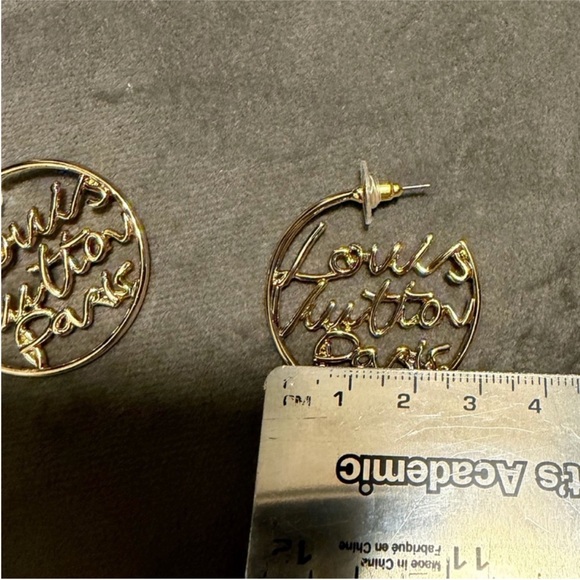 Louis Vuitton Script Hoop Earrings - Picture 5 of 12